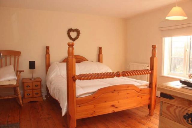  Image of 3 bedroom Semi-Detached house to rent in Ranworth Ranworth Norwich NR13 at Ranworth Norwich Woodbastwick, NR13 6HP